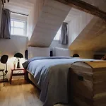 Monastery Garden Bistro & チェスキー クルムロフ