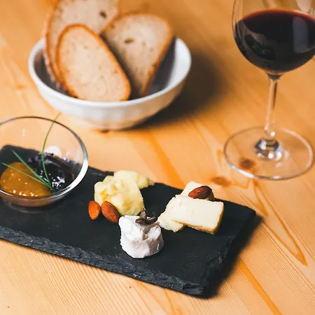 住宿加早餐酒店 Monastery Garden Bistro & Český Krumlov