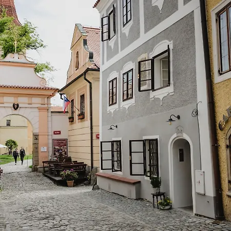 Monastery Garden Bistro & 4* Cesky Krumlov