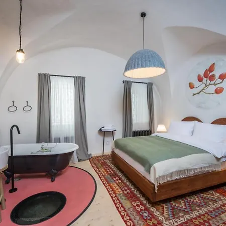 Monastery Garden Bistro & Bed & Breakfast