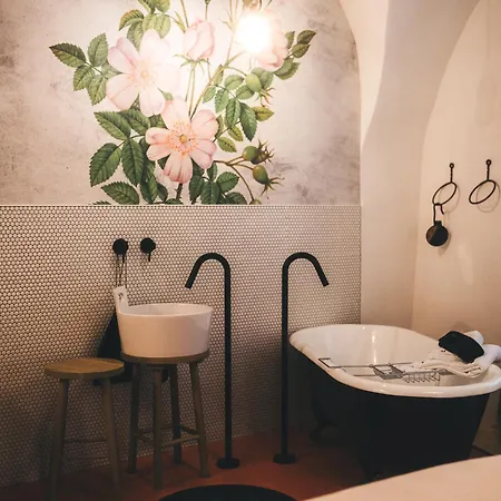 ベッド・アンド・ブレックファスト Monastery Garden Bistro & チェスキー クルムロフ