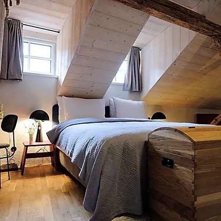 Monastery Garden Bistro&rooms