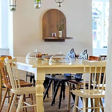 Bed & Breakfast Monastery Garden Bistro & 4*