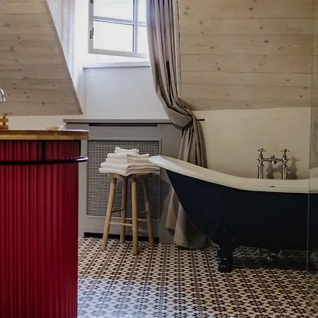 Monastery Garden Bistro & فندق مبيت وإفطار Český Krumlov