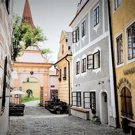 Monastery Garden Bistro & 4* Cesky Krumlov