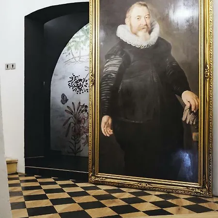 Monastery Garden Bistro&rooms 4* Český Krumlov