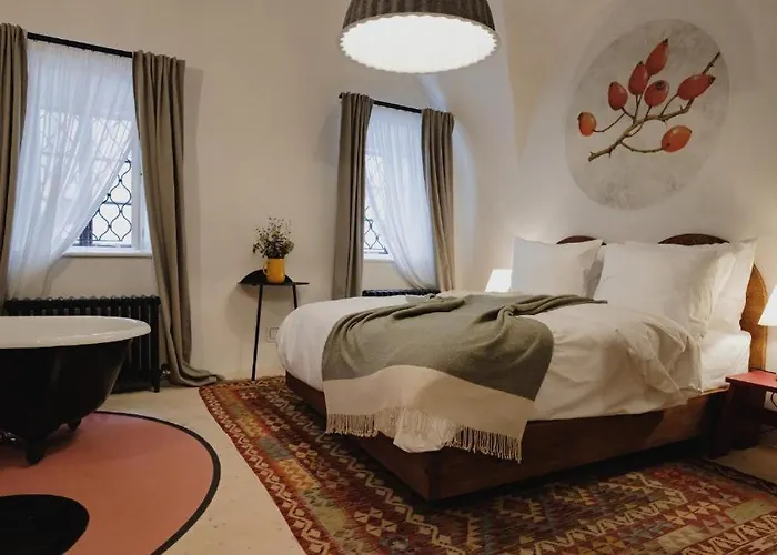 Bed & Breakfast Monastery Garden Bistro & 4*