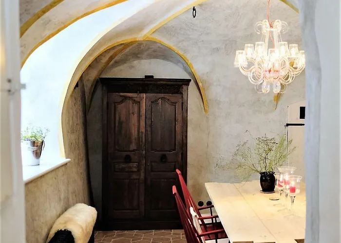 Bed & Breakfast Monastery Garden Bistro &